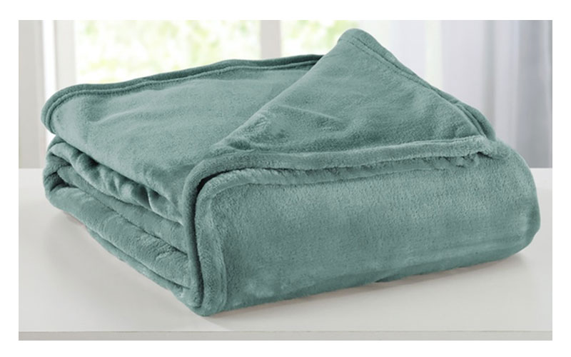 Great Bay Home Plush Warm Solid Lightweight Bed Blanket
