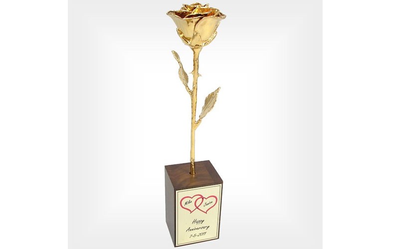8-Inch 24k Gold Plated Rose in Personalized Stand