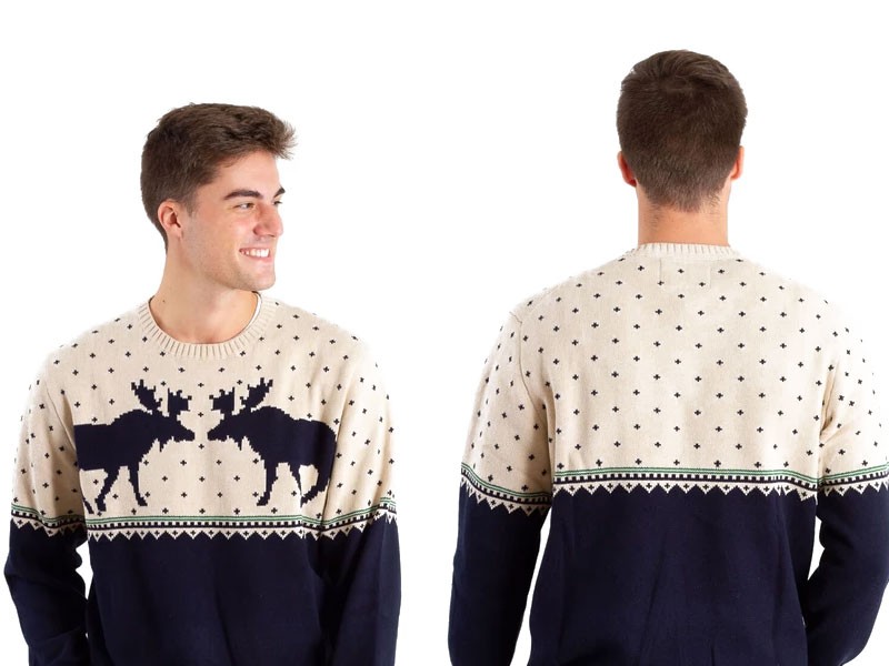 Weatherproof Vintage Colorblock Reindeer Crewneck Sweater for Men