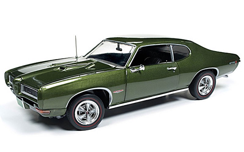 American Muscle 1:18-Scale 1968 Pontiac GTO HT Diecast Car