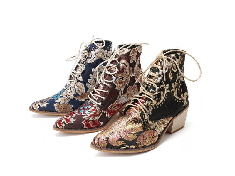 Large Size Women Pointed Toe Embroideried Lace Up Block Heel Ankle Boots