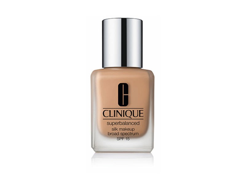 Clinique Superbalanced Silk Makeup SPF 15