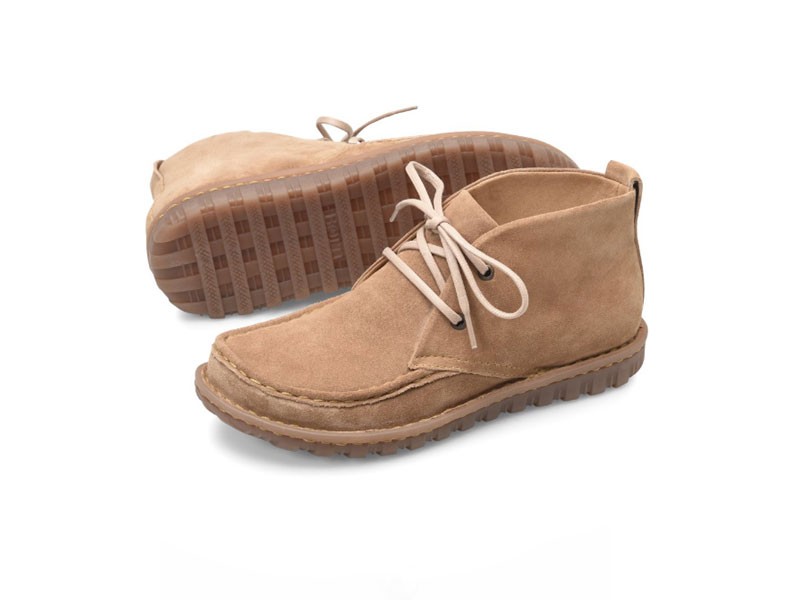dress shoes with khakis