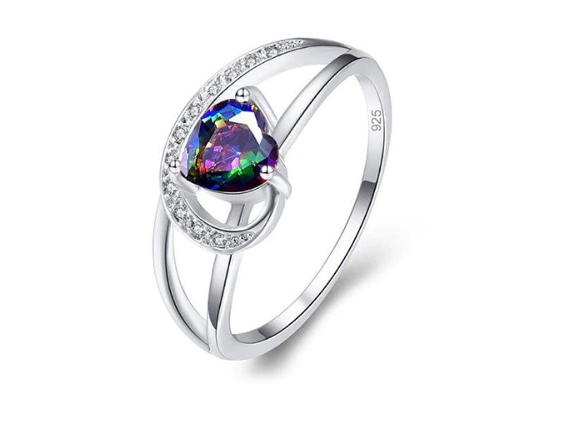 Hollow Rhinestone Heart Zircon Engagement Ring For Women