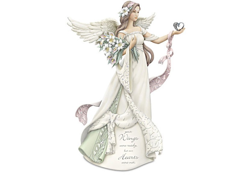 Karen Hahn Remembrance Angel Figurine With Swarovski Crysta