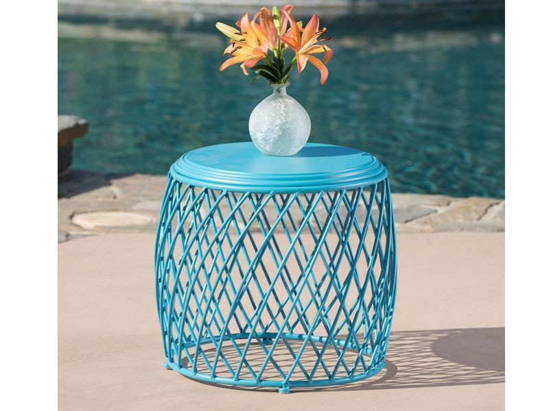 Alameda Outdoor 19 Inch Diameter Lattice Iron Side Table