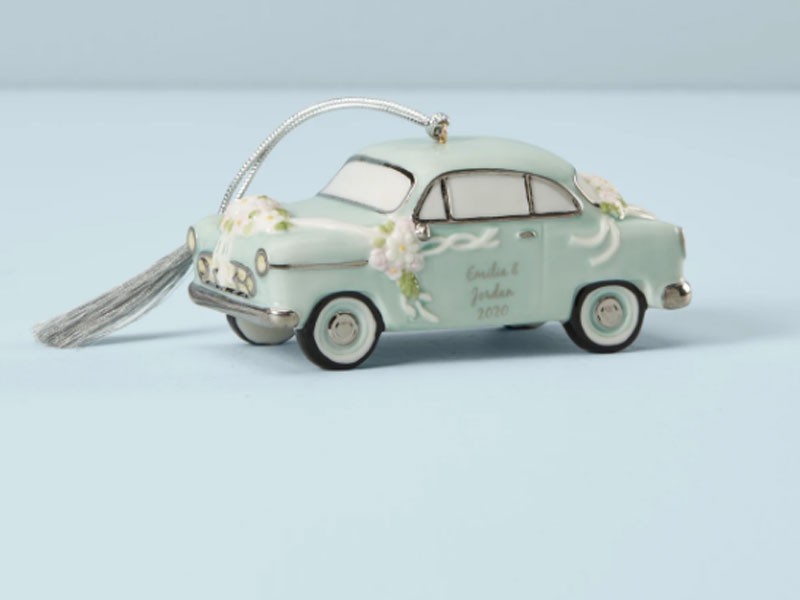 Just Married Vintage Car Ornament