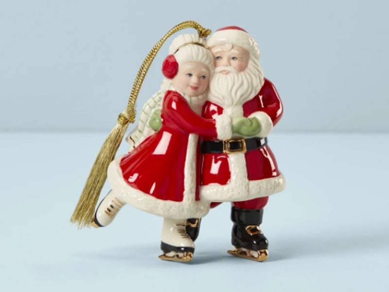 Ice Skating Santa and Mrs Claus Ornament