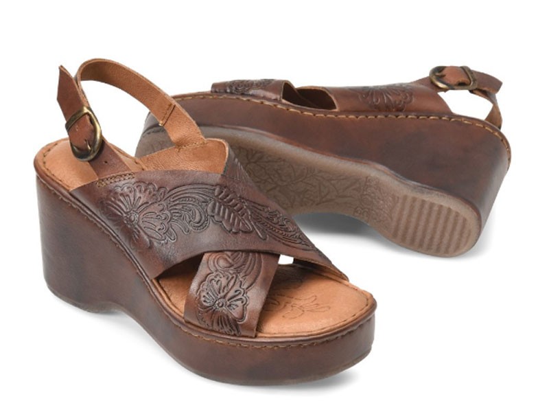 Women's Born Milo In Saddle Embossed Sandals BR0001306