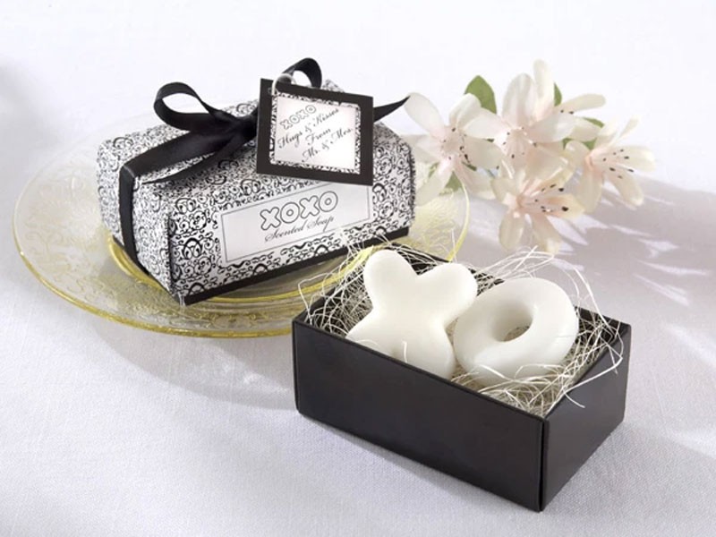 Hugs & Kisses XO Soap Favors