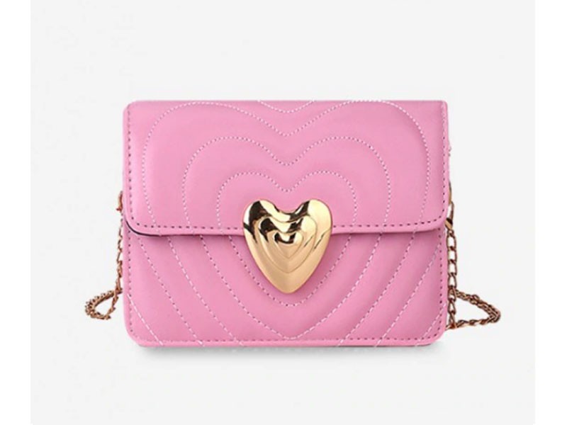 Heart Buckle Quilted Chain Crossbody Bag