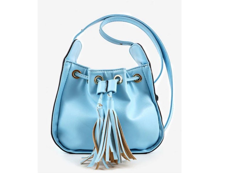 Chic Minimalist Tassels Solid Crossbody Bag