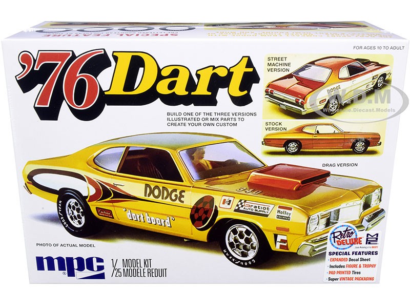 Skill 2 Model Kit 1976 Dodge Dart Sport with Two Figurines