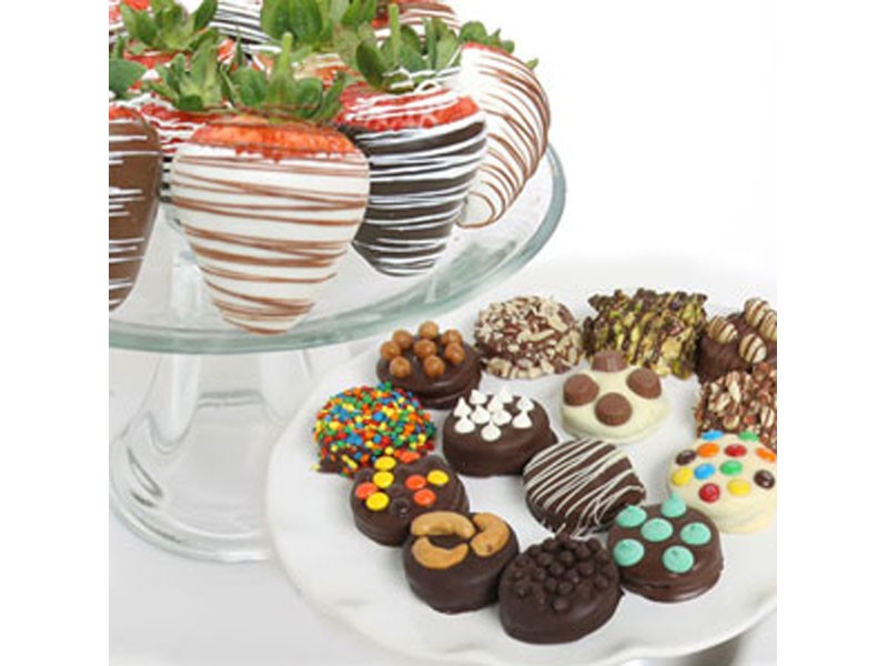 Chocolate Strawberries And Oroe Cookies