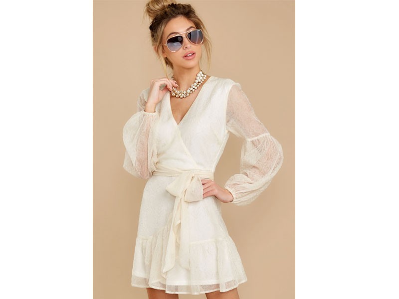When It Comes To Love Vintage Ivory Lace Women's Dress