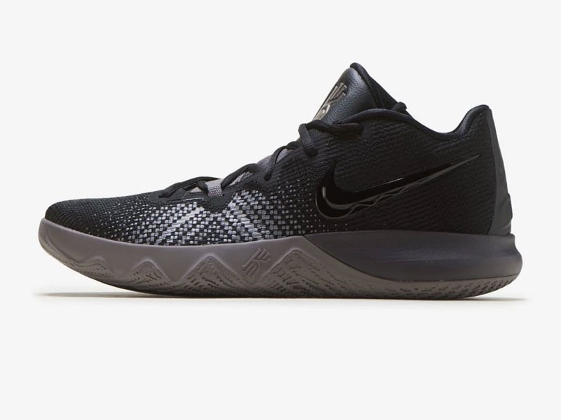 Nike Kyrie Flytrap Men's Shoe