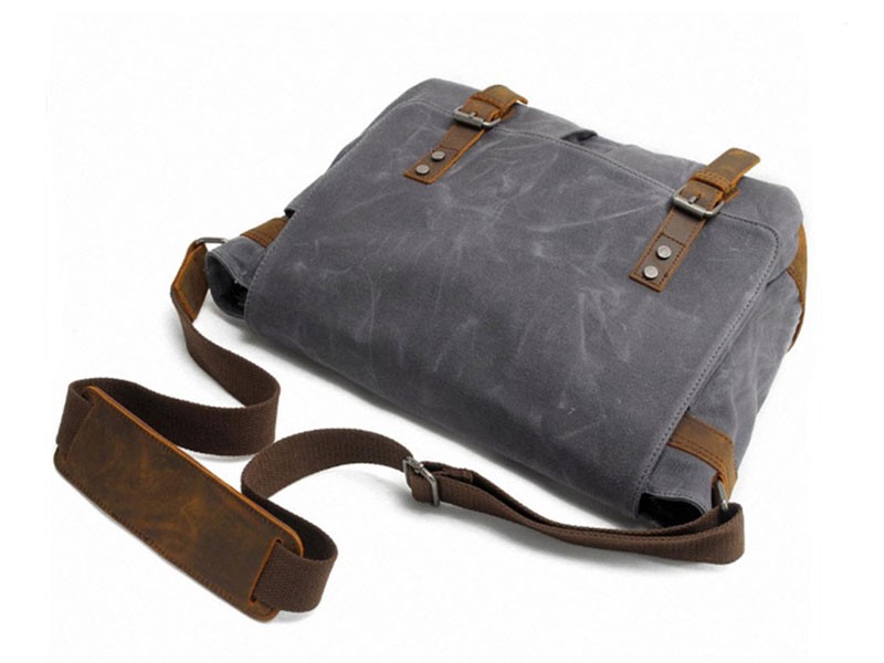 Vagabond Men's Rugged Distressed Canvas & Leather Crossbody Messenger Bag Black