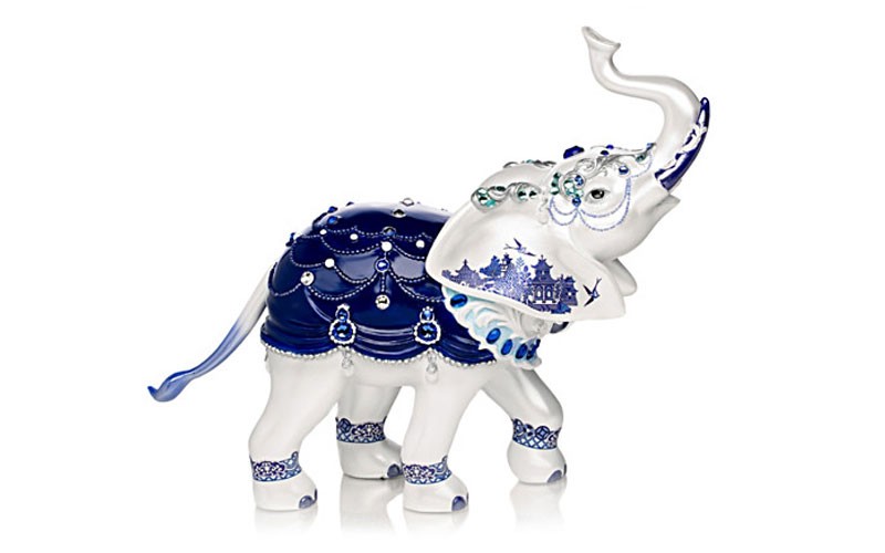 Blue Willow Elephant Figurine With Swarovski Crystals