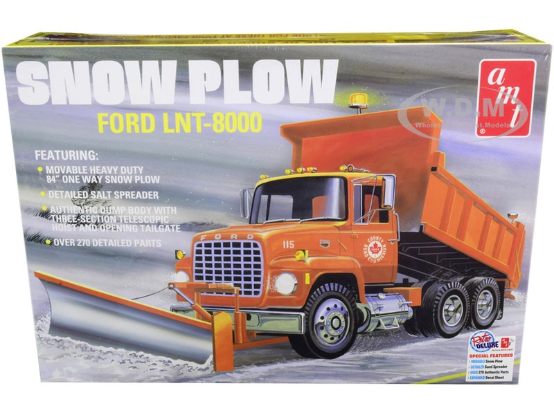 Skill 3 Model Kit Ford LNT 8000 Snow Plow Truck 1/25 Scale Model by AMT