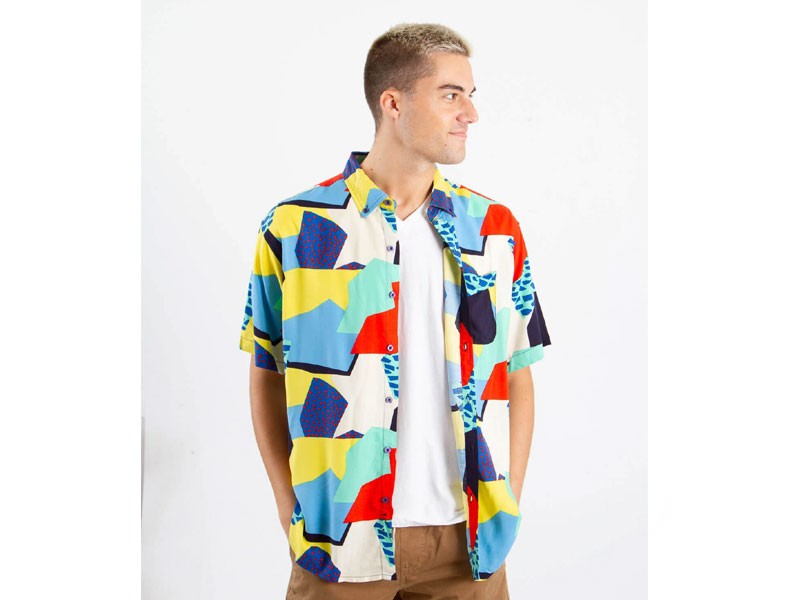 Massive 80’s BBQ Shirt for Men in Gold Multi