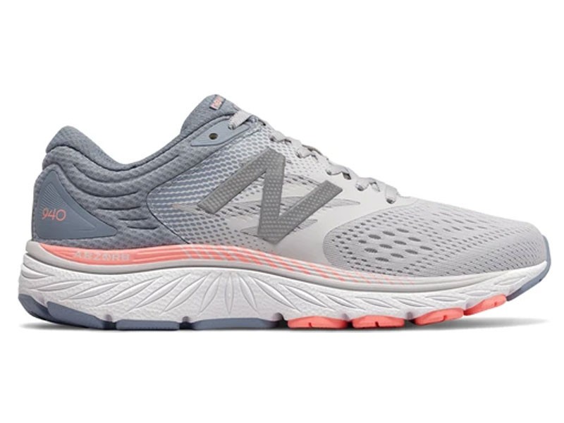 Women's New Balance 940v4 Sneakers