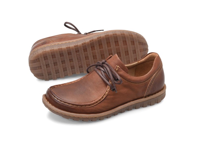 Born Gunnison In saddle Men's Casual Shoe