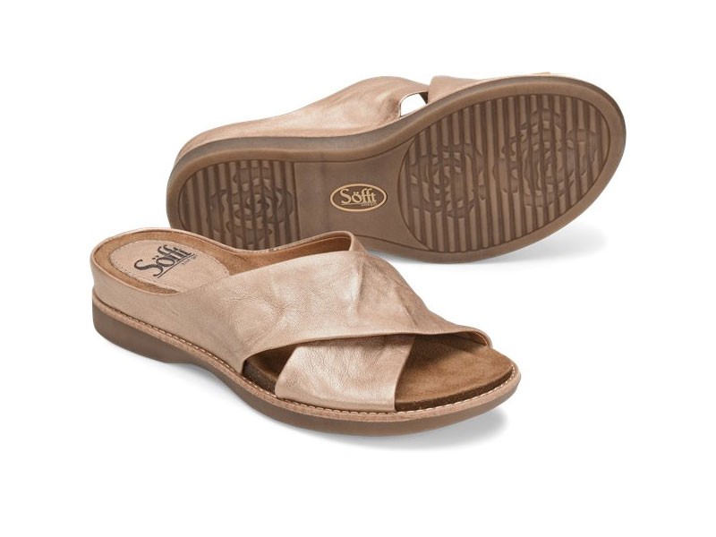 Sofft Women's Brylee Champagne Flat Sandals