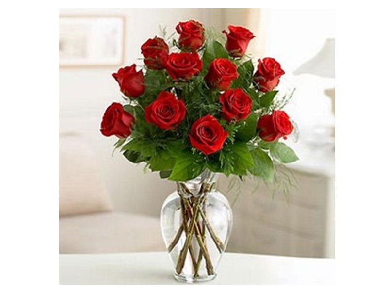 Dozen Red Roses In Vase