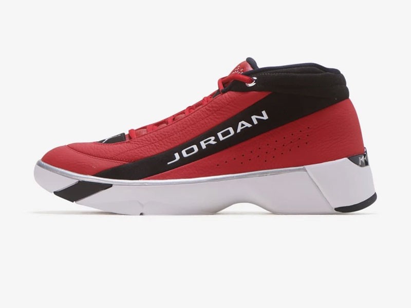 Team Showcase Men's Jordan Sneakers