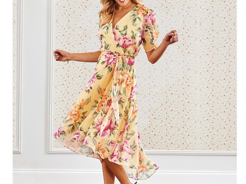 Women's Emma & Michele Chiffon Floral Wrap Midi Dress