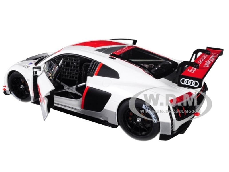 Audi R8 FIA GT GT3 #1 2016 Geneva Presentation Car 1/18 Model Car