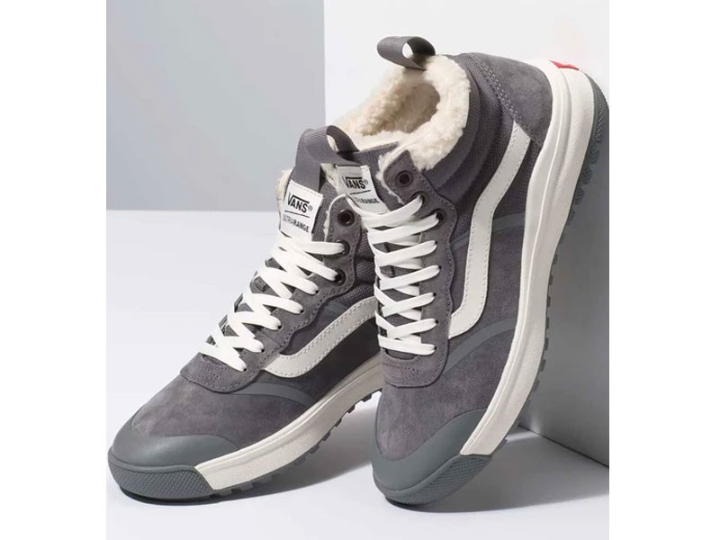 Vans Shoes Ultrarange HI DL MTE Sneakers in Sherpa/Quiet Shade