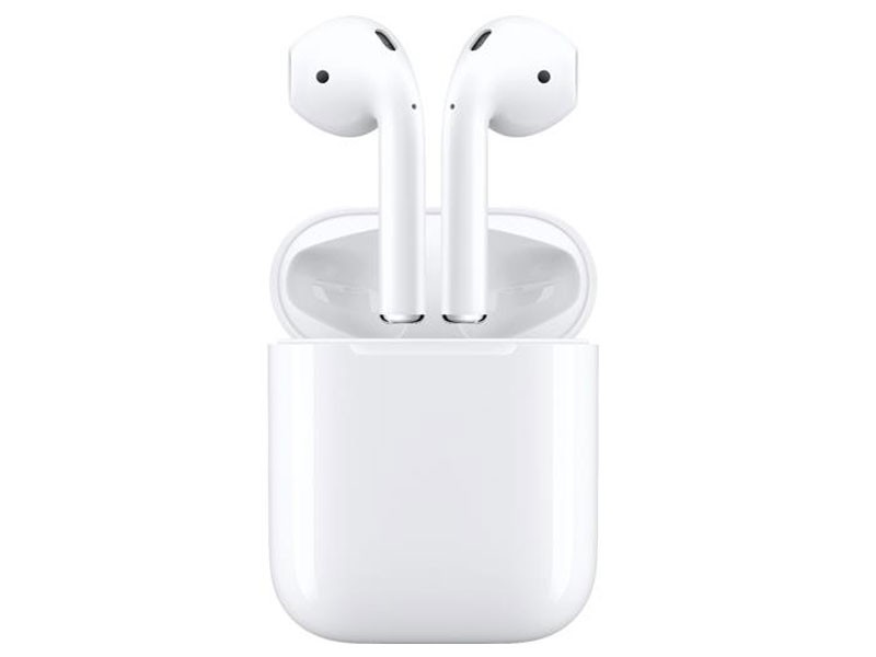 Apple AirPods with Charging Case