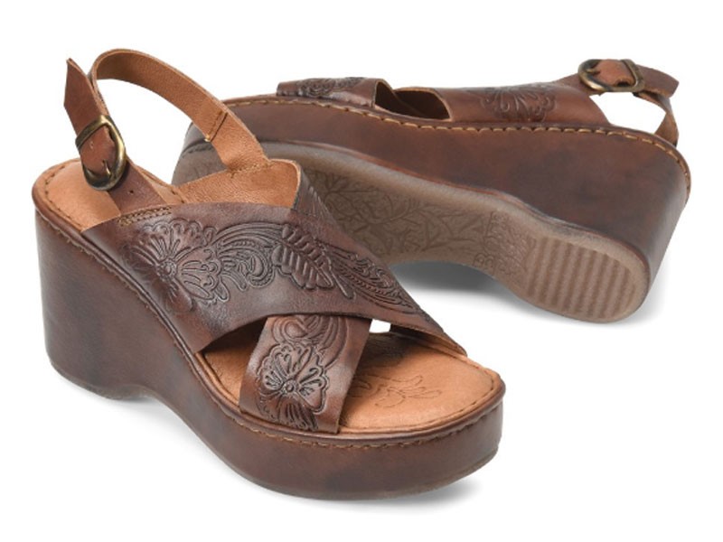 Born Milo In Saddle Embossed Sandals For Women