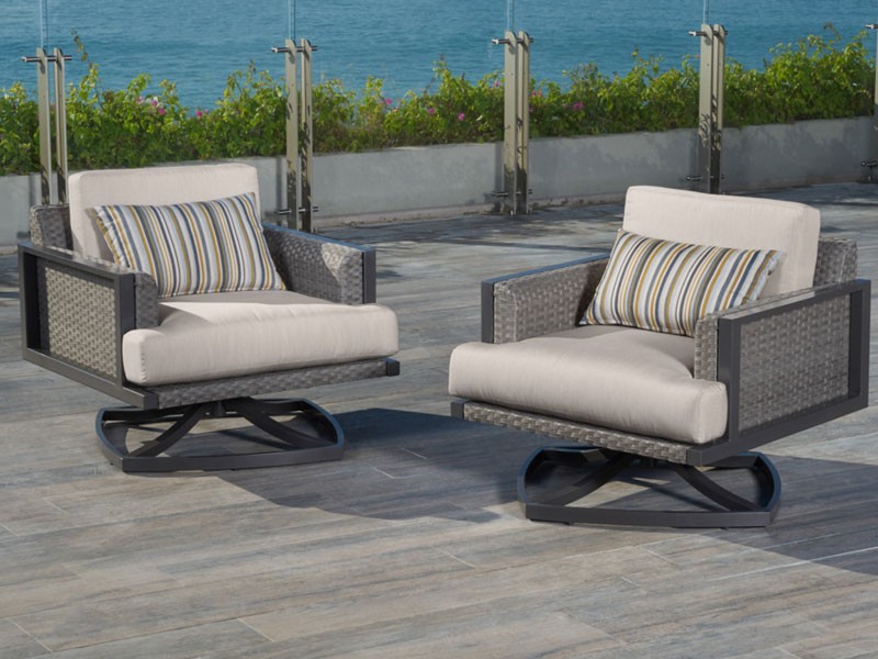 Vistano Motion Club Chairs