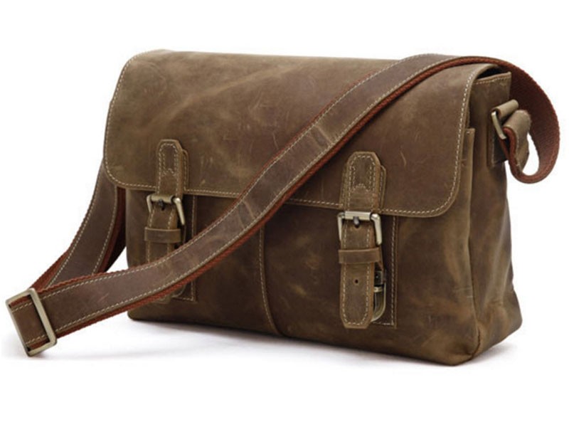 Aukland Men's Full Grain Distressed Leather Messenger Bag Brown