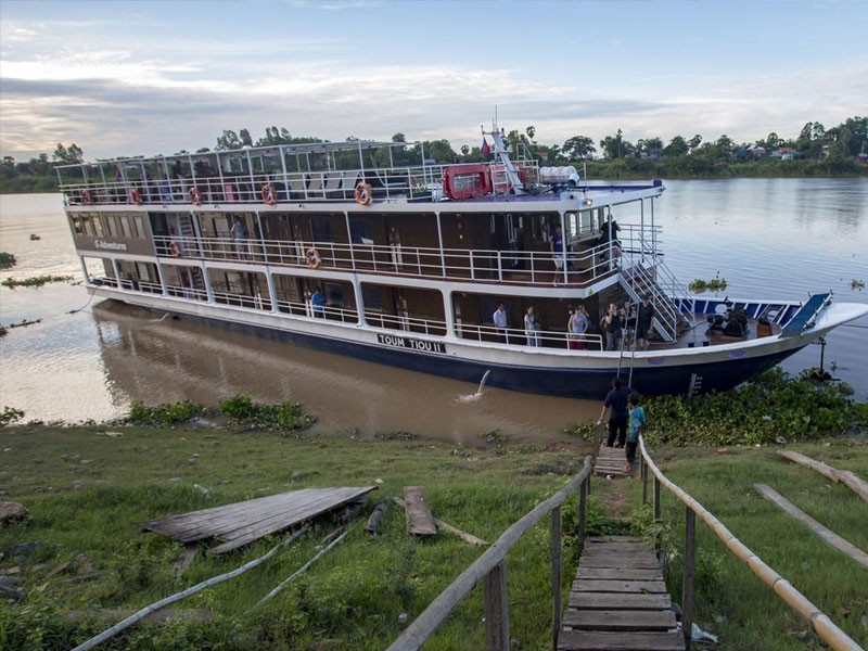 8 days Siem Reap to Ho Chi Minh City Tour Package