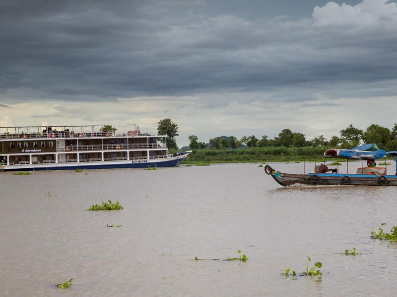 8 days Ho Chi Minh City to Siem Reap Tour Package