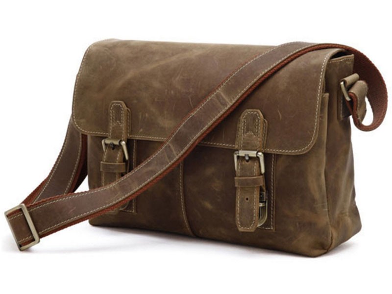 Aukland Men's Full Grain Distressed Leather Messenger Bag Brown