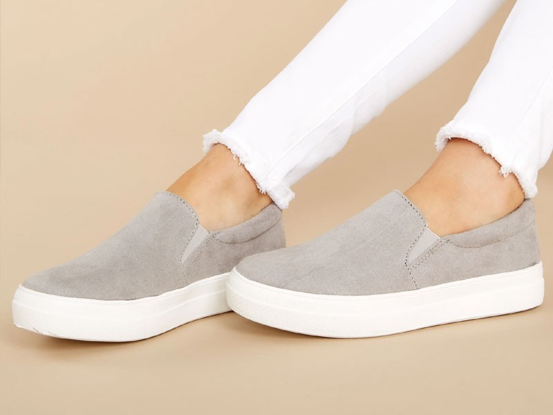 Women's Go The Distance Light Grey Slip On Sneakers