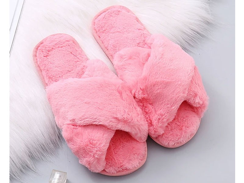 Women's Slippers & Flip-Flops Fuzzy