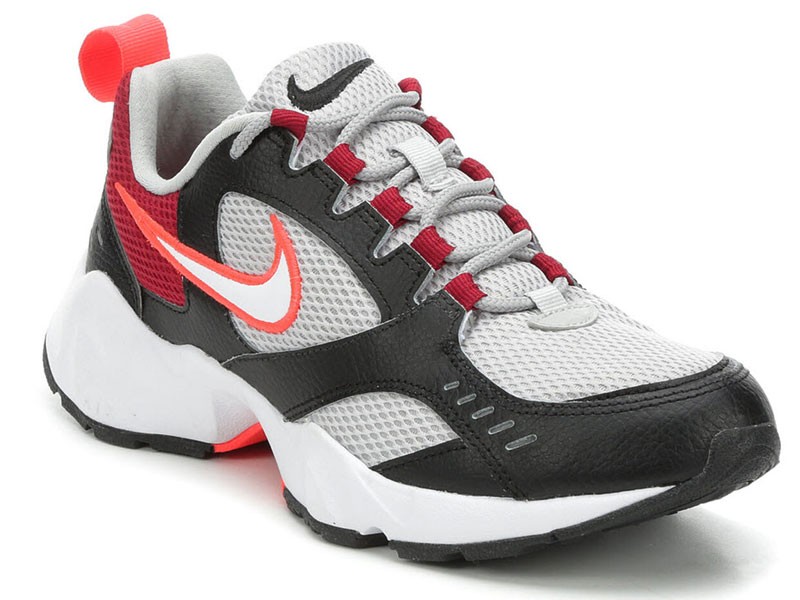 Women's Nike Air Heights Sneakers