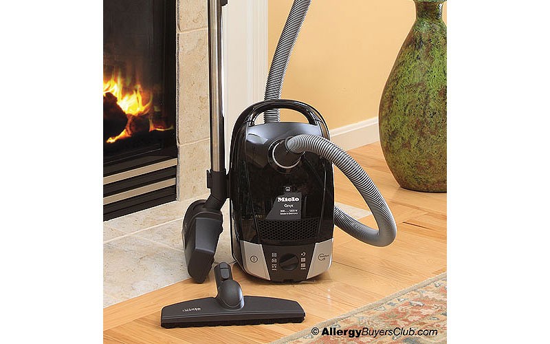 Miele Compact C2 Onyx Vacuum Cleaner