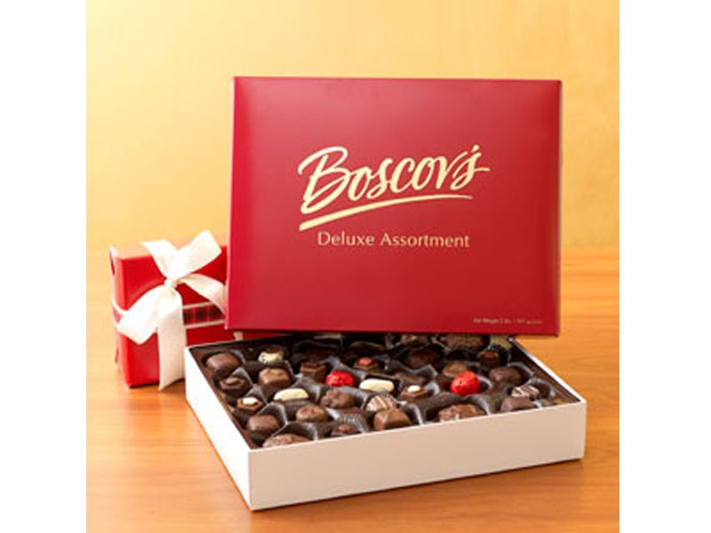 Boscov's 2lb. Assorted Chocolates Gift Box