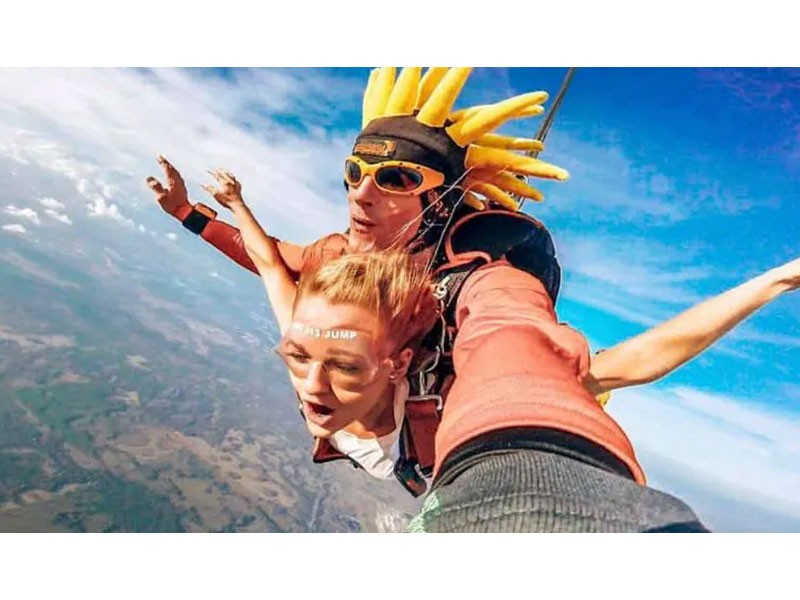 Skydive Orlando Florida 18,000ft Jump Tour Package