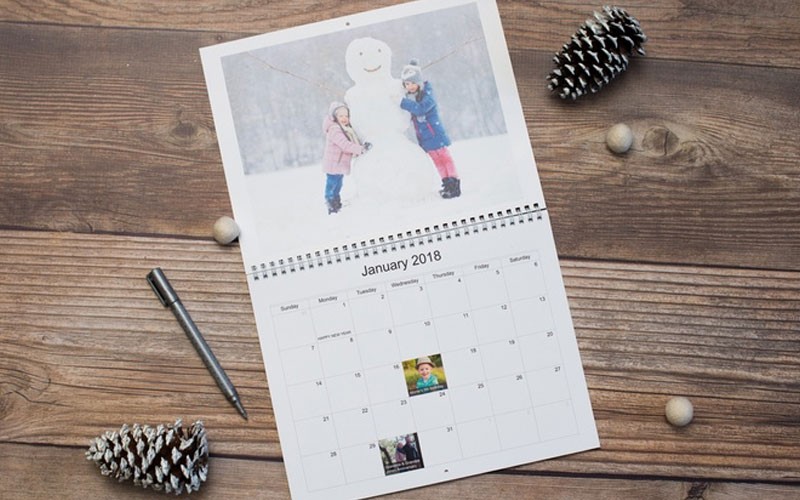 11-Inchx9 or 14x11-Inch Personalized Premium Calendars 