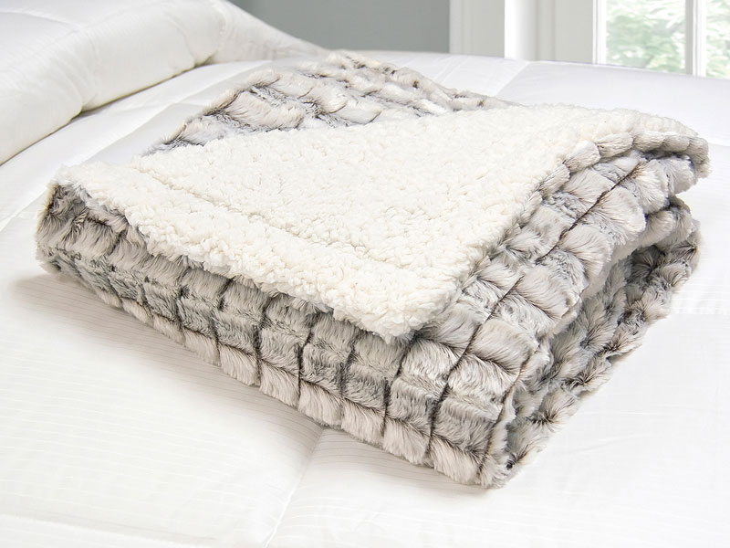 Blue Ridge Home Fashions Micromink Sherpa Throw