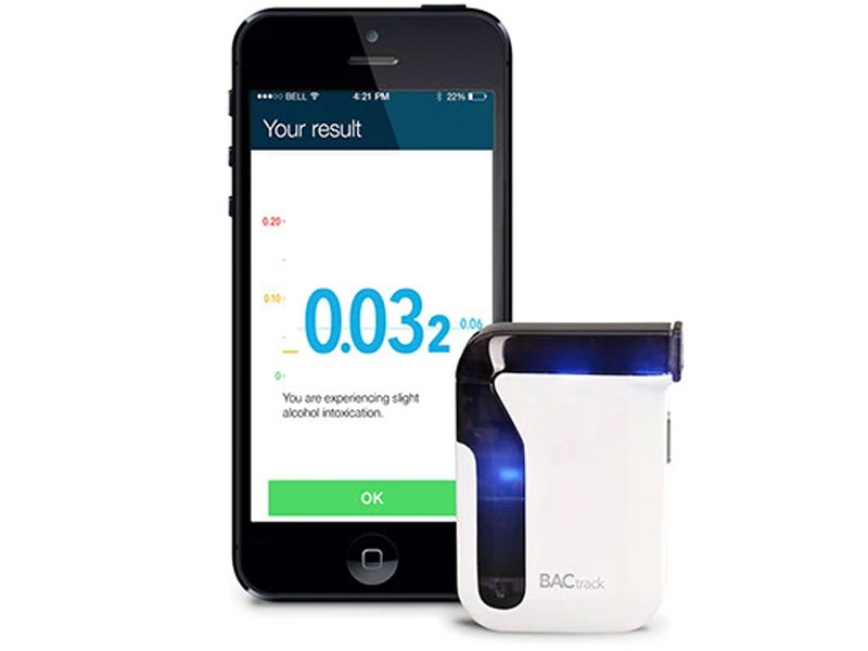 Breathalyzer BACtrack Mobile