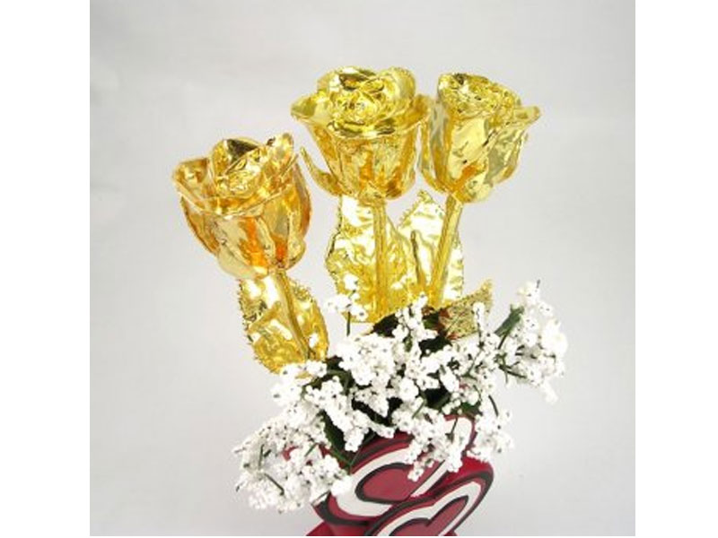 Past Present & Future Gold Roses in 3 Heart Vase