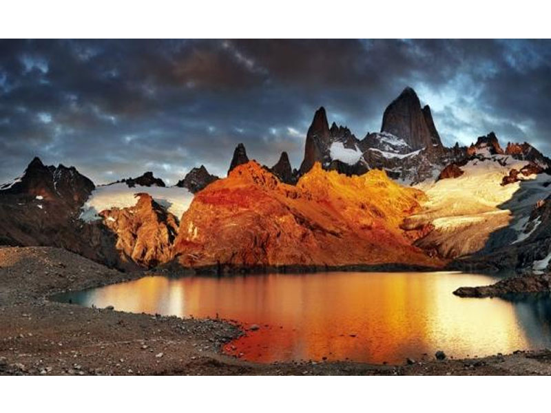 Mount Fitz Roy and Laguna de los Tres Hiking Tour Package